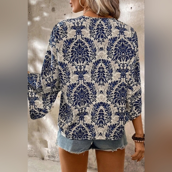 Shelbie Boho Flounce Sleeve Blouse - Picture 2 of 2